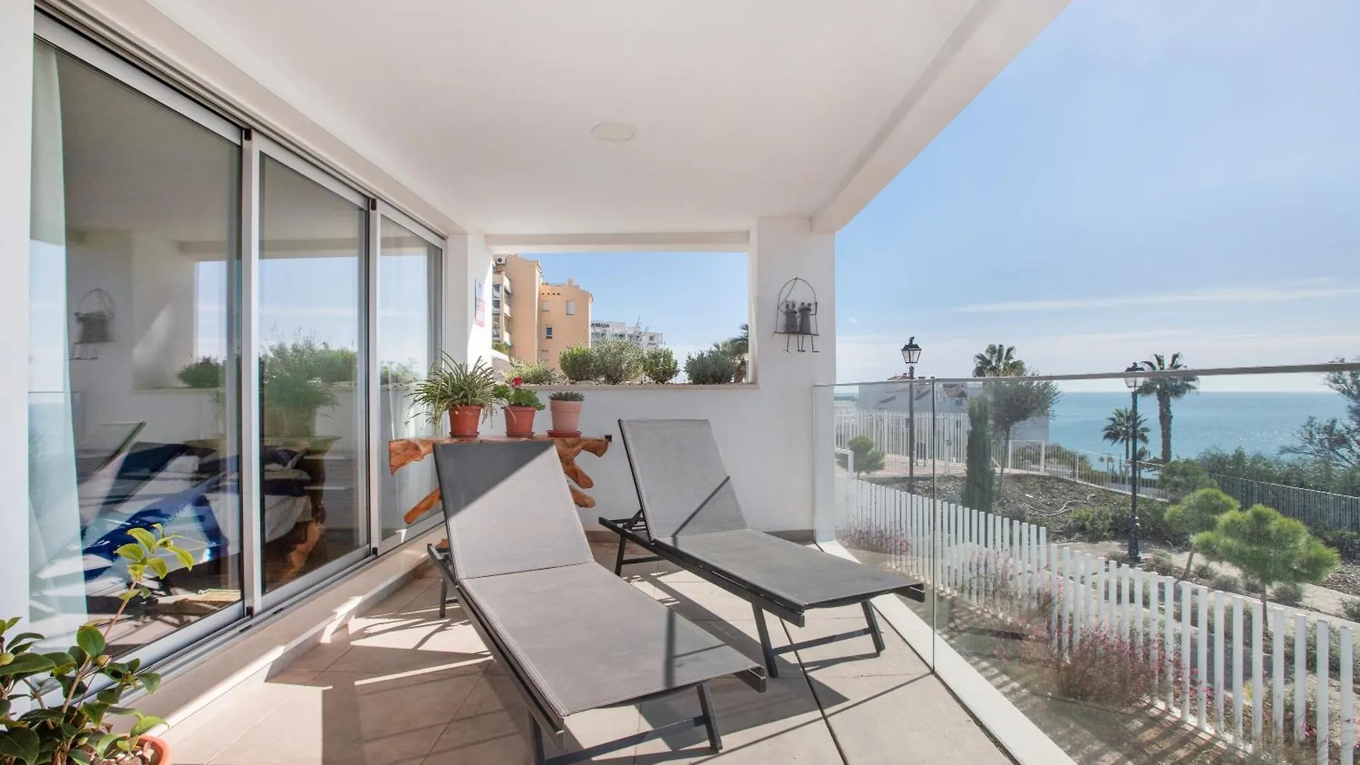 Seaview Apartment Alba Benalmádena