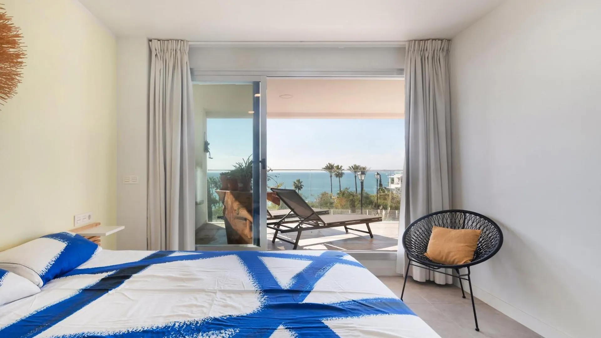 Seaview Apartment Alba Benalmádena